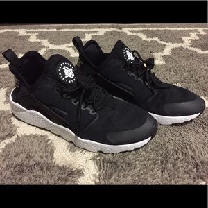 Nike Air Huarache Shoes